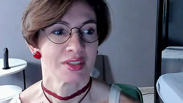 Snapshot of Dorothy_Meyer chatting on February 9, 2026, 1:36 am Dorothy Meyer online show from February 9, 2026, 1:36 am