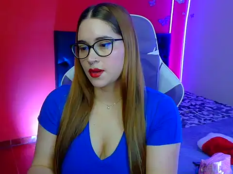 sweetfancyxoxxo online show from November 24, 2025, 7:36 pm