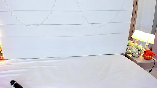 Lilly 2809  online show from October 15, 2025, 4:22 am