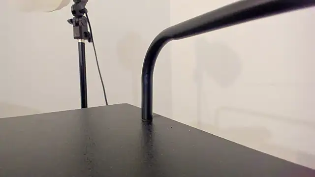 helena copper  online show from October 17, 2025, 7:04 pm