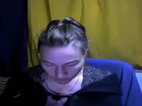 wLESLYMOSw online show from December 11, 2024, 8:47 am