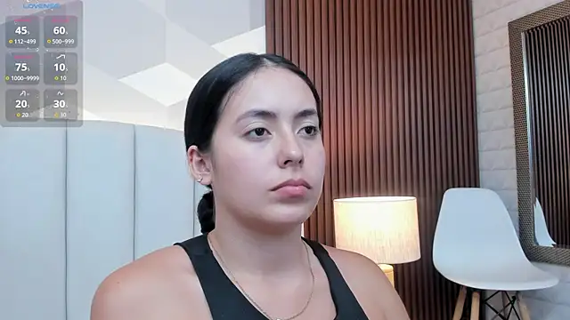 Snapshot of Julietasantos__ chatting on June 10, 2026, 6:31 pm Julietasantos online show from June 10, 2026, 6:31 pm