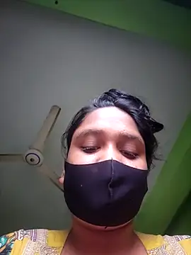 Snapshot of Kotha_-Moni chatting on January 7, 2026, 5:01 am Kotha -Moni online show from January 7, 2026, 5:01 am