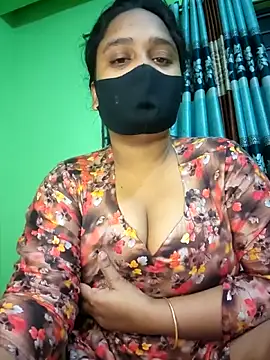 Snapshot of Kotha_-Moni chatting on January 6, 2026, 4:55 pm Kotha -Moni online show from January 6, 2026, 4:55 pm