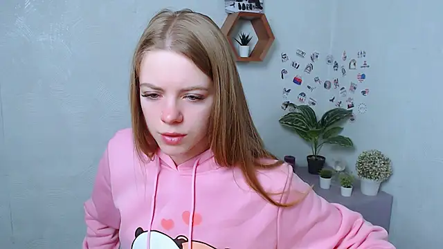 AliceFlirtt  online show from October 17, 2025, 5:55 am