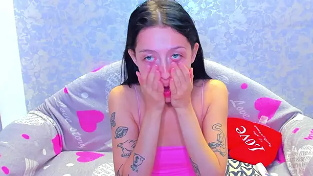 Snapshot of Vanessa_Florence chatting on September 27, 2025, 1:34 am Vanessa Florence online show from September 27, 2025, 1:34 am