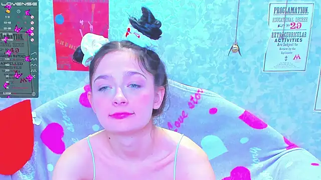 Snapshot of Vanessa_Florence chatting on March 23, 2025, 7:09 am Vanessa Florence online show from March 23, 2025, 7:09 am