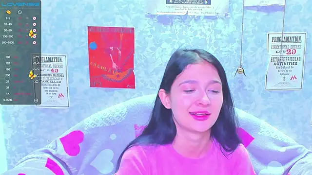 Snapshot of Vanessa_Florence chatting on February 19, 2025, 1:18 am Vanessa Florence online show from February 19, 2025, 1:18 am