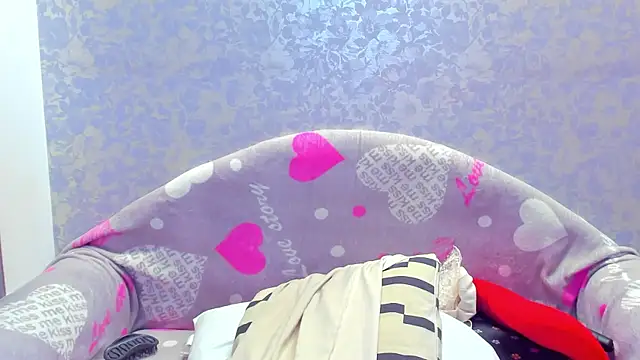 Snapshot of Vanessa_Florence chatting on October 31, 2025, 1:24 am Vanessa Florence online show from October 31, 2025, 1:24 am