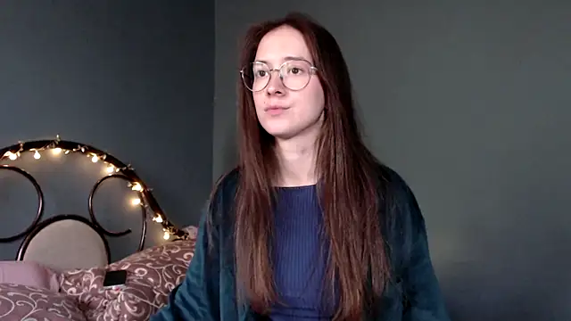 Snapshot of wow__kelly chatting on October 2, 2025, 1:36 pm wow kelly online show from October 2, 2025, 1:36 pm