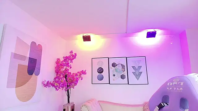 Snapshot of Kaori_ayu chatting on January 7, 2026, 12:43 pm Kaori ayu online show from January 7, 2026, 12:43 pm