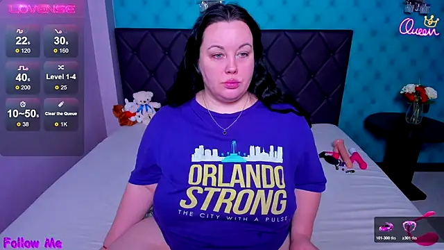 Snapshot of BubbleEmma chatting on February 9, 2026, 3:10 pm BubbleEmma online show from February 9, 2026, 3:10 pm