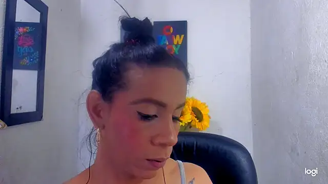 Snapshot of juanblakbigcock chatting on October 31, 2025, 3:41 pm juanblakbigcock online show from October 31, 2025, 3:41 pm