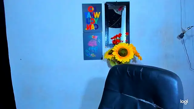 juanblakbigcock online show from March 30, 2026, 11:17 pm