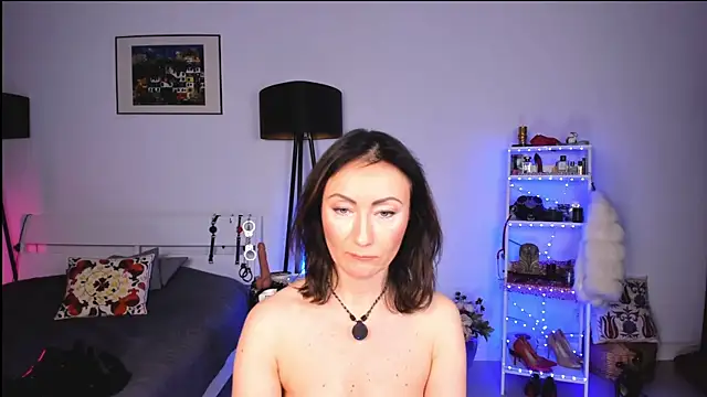 MissAliciaFD online show from February 17, 2025, 4:06 pm