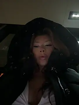 Snapshot of jackelinuh chatting on March 3, 2026, 10:50 pm jackelinuh online show from March 3, 2026, 10:50 pm