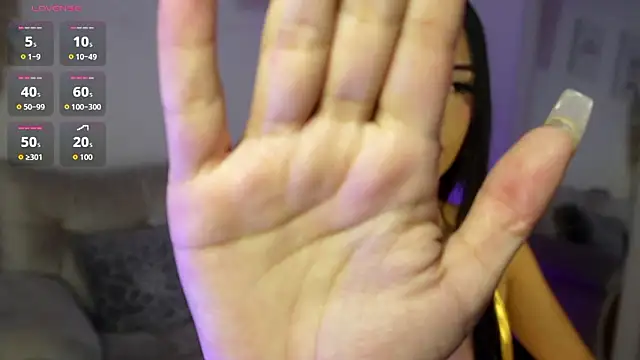 Misslinda  online show from March 25, 2026, 8:19 pm