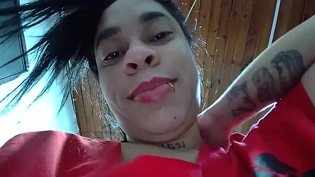 Snapshot of white_sexy_ chatting on October 13, 2025, 11:01 am white sexy online show from October 13, 2025, 11:01 am