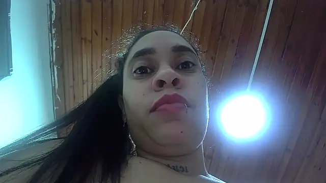 Snapshot of white_sexy_ chatting on September 20, 2025, 11:10 pm white sexy online show from September 20, 2025, 11:10 pm