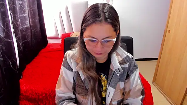 samantha  wilson online show from September 30, 2025, 3:07 pm