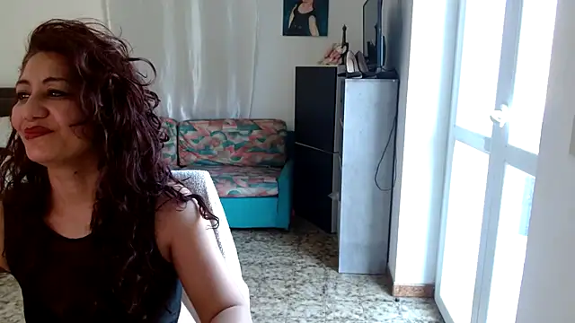 danasantoreal online show from March 25, 2026, 8:25 am