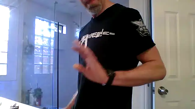 El Gizmo online show from March 19, 2026, 3:56 pm