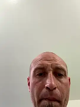 El Gizmo online show from November 11, 2025, 3:07 pm