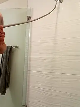 El Gizmo online show from March 19, 2025, 5:41 am