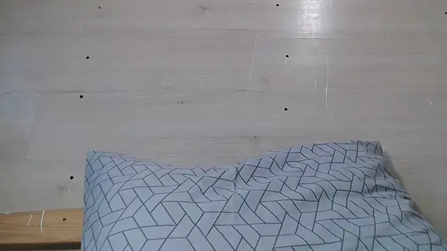 CRISTIINA37 online show from November 4, 2025, 1:48 pm