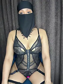 Snapshot of YourThirstySlut chatting on February 28, 2026, 6:18 pm YourThirstySlut online show from February 28, 2026, 6:18 pm