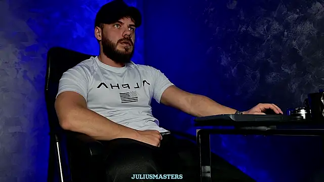 juliusmasters online show from January 13, 2026, 8:46 pm