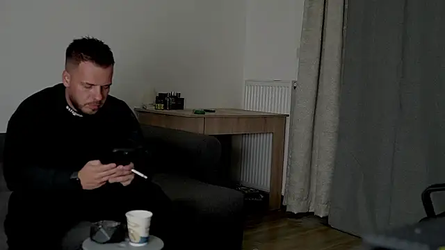 juliusmasters online show from September 28, 2025, 5:42 pm