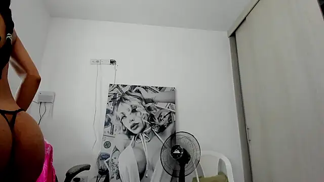  juliana star  online show from January 10, 2026, 8:04 pm