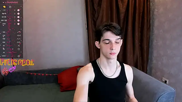 Snapshot of Aaron_Boom chatting on April 23, 2026, 10:00 pm Aaron Boom online show from April 23, 2026, 10:00 pm