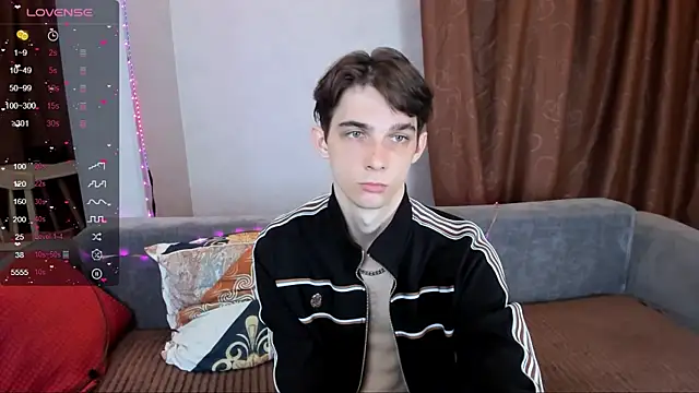 Snapshot of Aaron_Boom chatting on May 21, 2026, 9:56 pm Aaron Boom online show from May 21, 2026, 9:56 pm