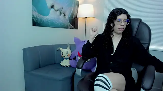 Angel Dust18 online show from November 23, 2025, 4:17 pm