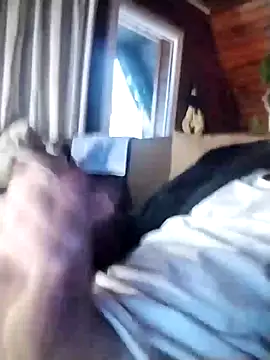 tomee83 online show from December 3, 2025, 6:47 am