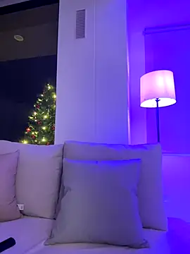 Rae Lil White online show from December 4, 2025, 11:59 pm