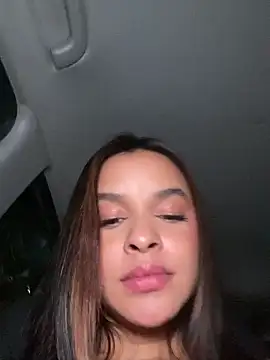 Snapshot of sarah_salis_ chatting on May 19, 2026, 1:56 am sarah salis online show from May 19, 2026, 1:56 am
