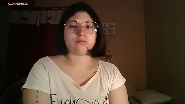 Snapshot of imsohornydacom chatting on October 13, 2025, 12:12 am imsohornydacom online show from October 13, 2025, 12:12 am