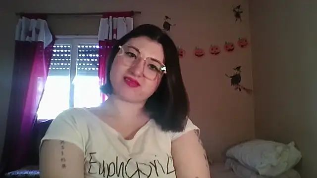 Snapshot of imsohornydacom chatting on November 18, 2025, 6:55 pm imsohornydacom online show from November 18, 2025, 6:55 pm