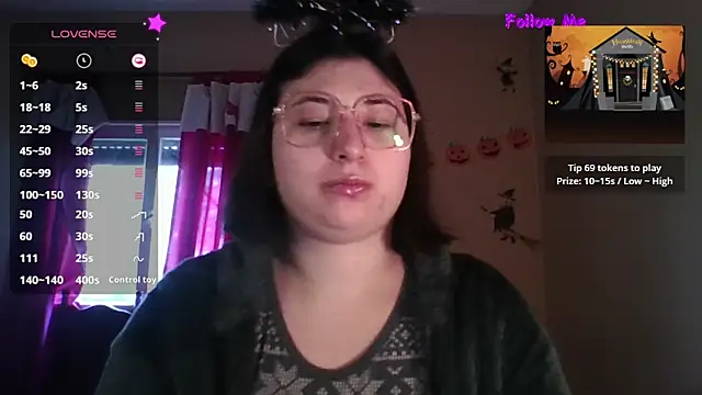 Snapshot of imsohornydacom chatting on October 28, 2025, 6:29 pm imsohornydacom online show from October 28, 2025, 6:29 pm