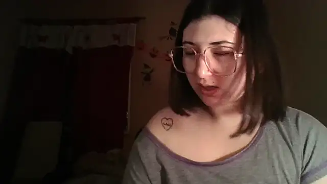 Snapshot of imsohornydacom chatting on November 22, 2025, 12:21 am imsohornydacom online show from November 22, 2025, 12:21 am