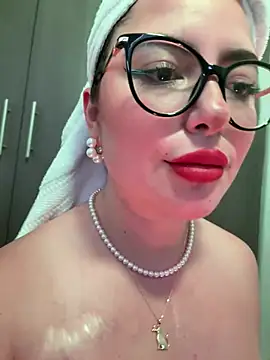 sukhakunis1 online show from February 27, 2025, 5:26 pm