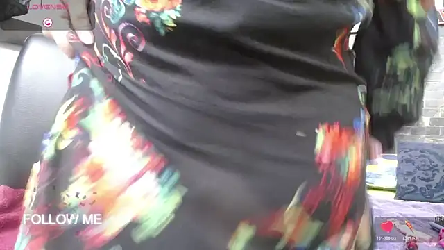 dayadubey  online show from March 21, 2026, 11:36 am