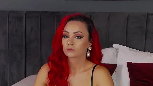 Emmelyn online show from October 2, 2025, 4:49 am