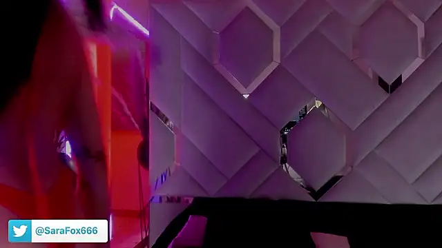 Sara Foxx1 online show from January 14, 2026, 8:45 pm