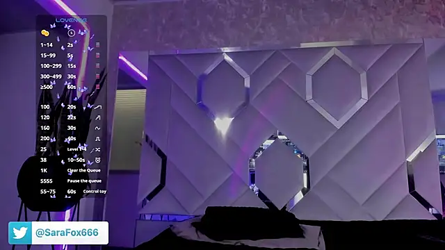 Sara Foxx1 online show from September 24, 2025, 7:20 pm