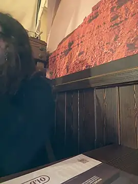 Snapshot of Its_Jade chatting on February 7, 2025, 8:53 pm Its Jade online show from February 7, 2025, 8:53 pm