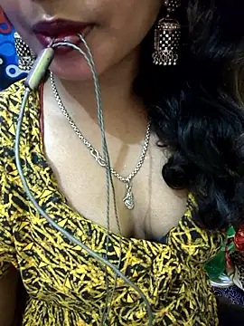 jasss-11 online show from April 18, 2026, 7:07 pm